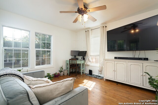 Building Photo - 242 Rosemont Dr