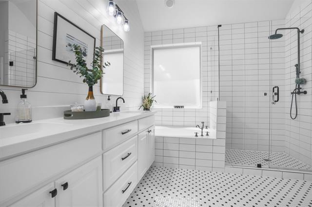 Building Photo - 853 Field Crossing