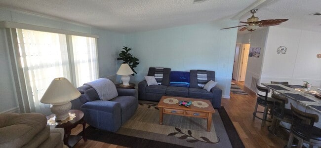 Building Photo - 1715 Pebble Beach Ln