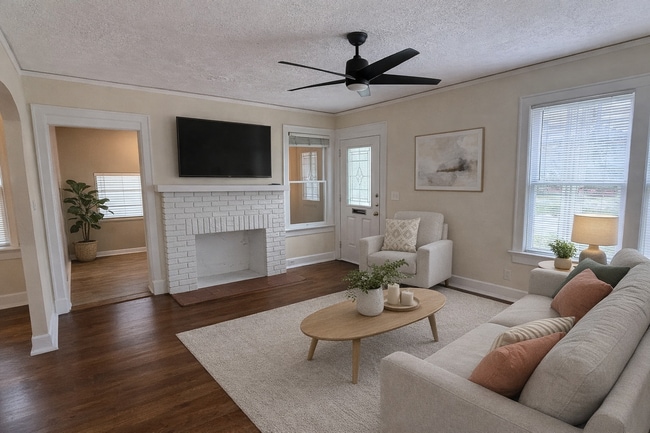 Building Photo - 2589 Park St