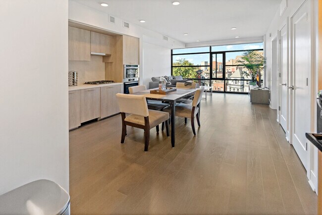 Building Photo - 904 T St NW