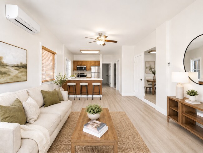 Virtually Staged - 5754 Melrose Ave