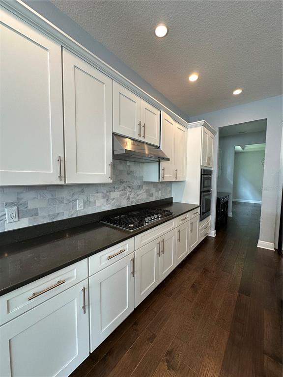 Building Photo - 15702 Shorebird Ln
