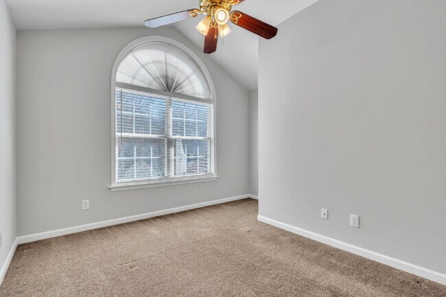 Building Photo - Beautifully Appointed 4BR Home Featuring a Screened Porch, Spacious Living Areas & Community Pool...