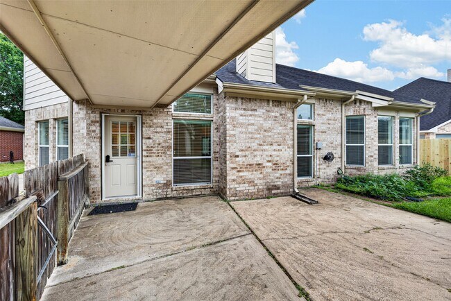 Building Photo - 21810 Blossom Brook Ln
