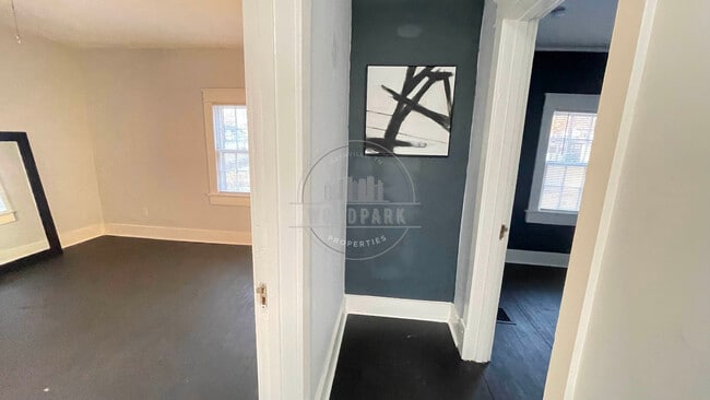 Building Photo - 1341 Meridian St