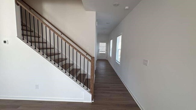 Building Photo - 362 Silverleaf Trl