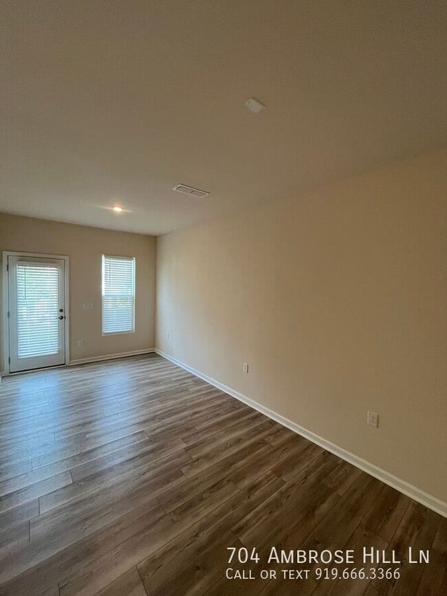 Building Photo - 704 Ambrose Hl Ln