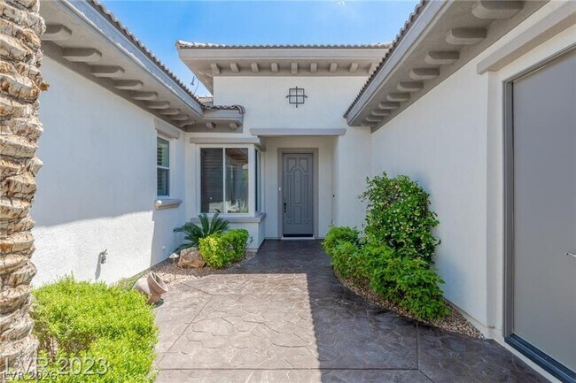 Building Photo - 1447 Foothills Village Dr