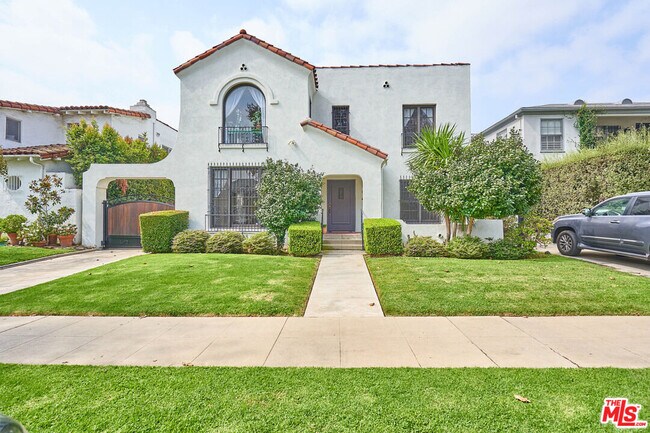 Building Photo - 125 S Orange Dr