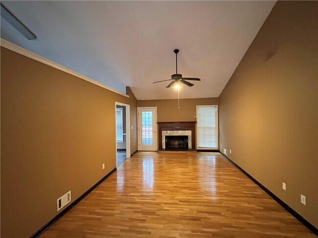 Building Photo - 4110 Sugar Mill Dr
