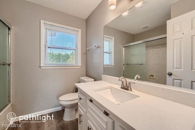 Building Photo - 5 br, 2 bath House - 109 Jay Wood Dr UNIT