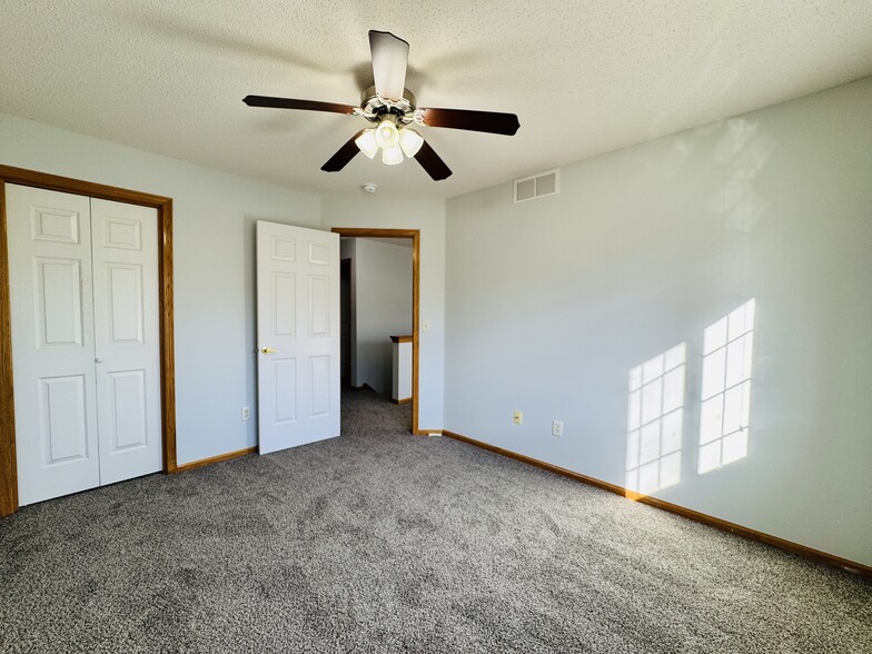 Building Photo - 7425 Wistful Vista Dr