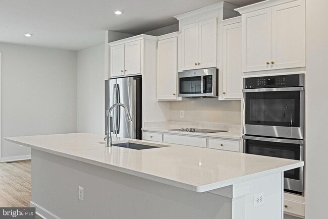 Building Photo - 2172 Glacier Rd