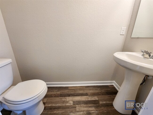 Building Photo - 10083 Cerritos dr