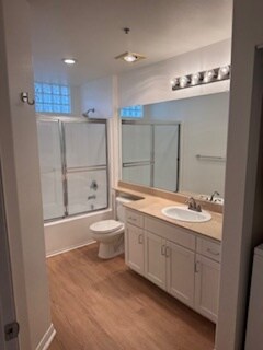 Building Photo - 4060 Glencoe Ave