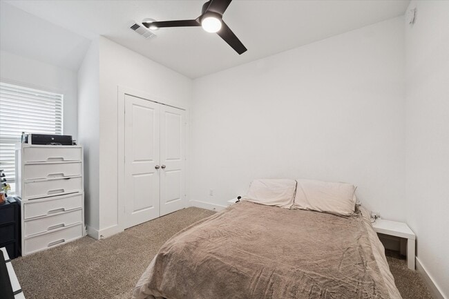 Building Photo - 1600 Portia Ln