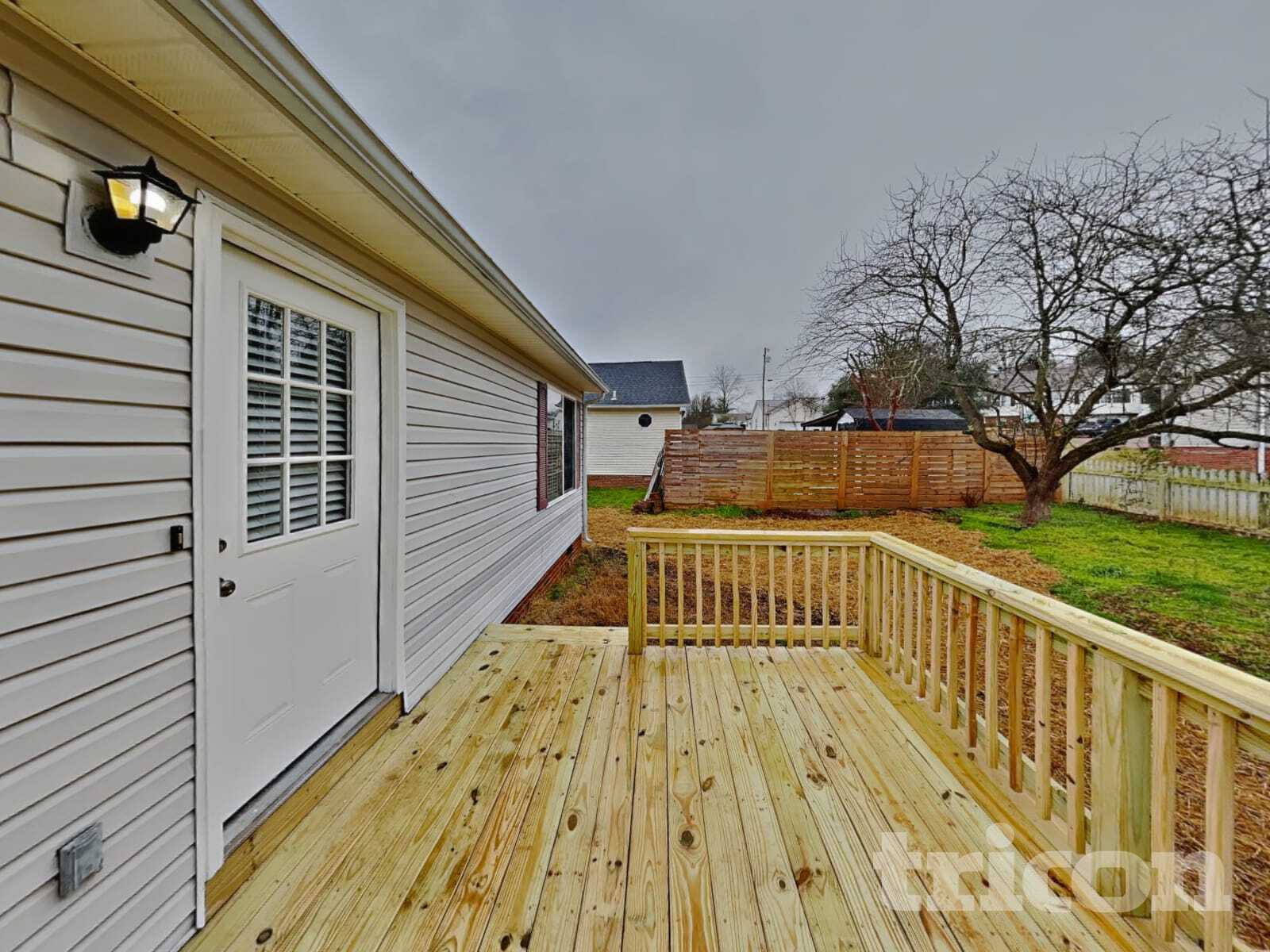 Building Photo - 437 Bradford Cir