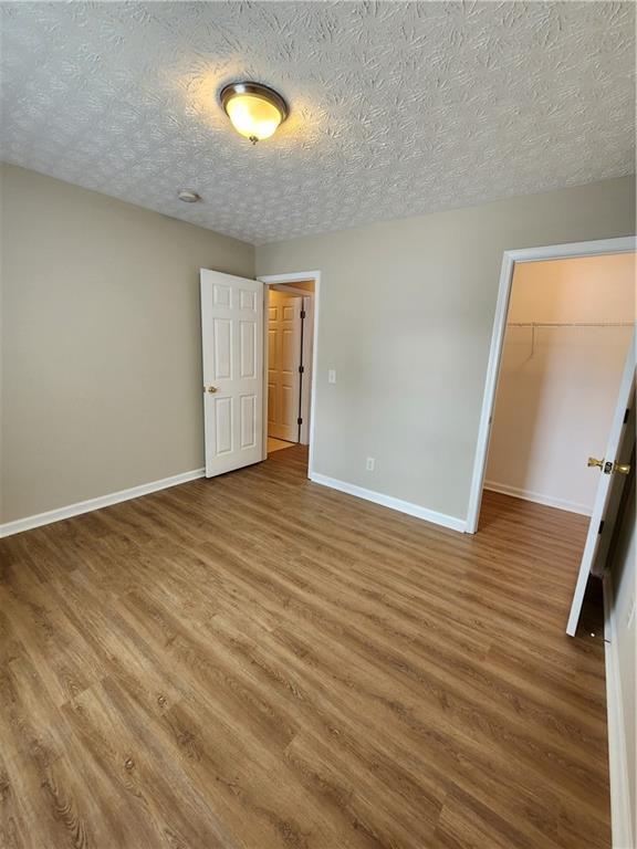 Building Photo - 3205 River Shoals Cove