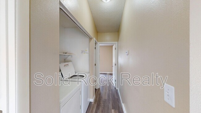 Building Photo - 705 San Gabriel Pl