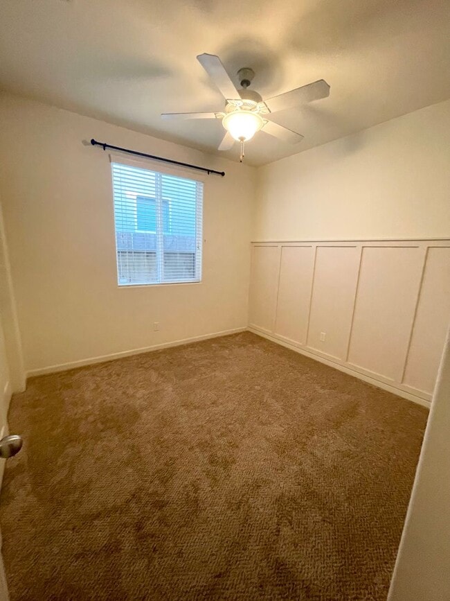 Building Photo - $2,195 Ashlan & Leonard 3 bed Home, Clovis...