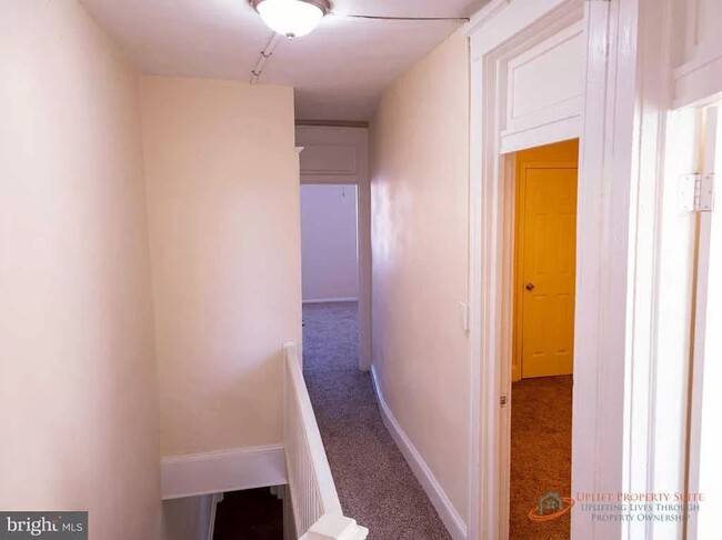 Building Photo - Baltimore Rowhome For Rent