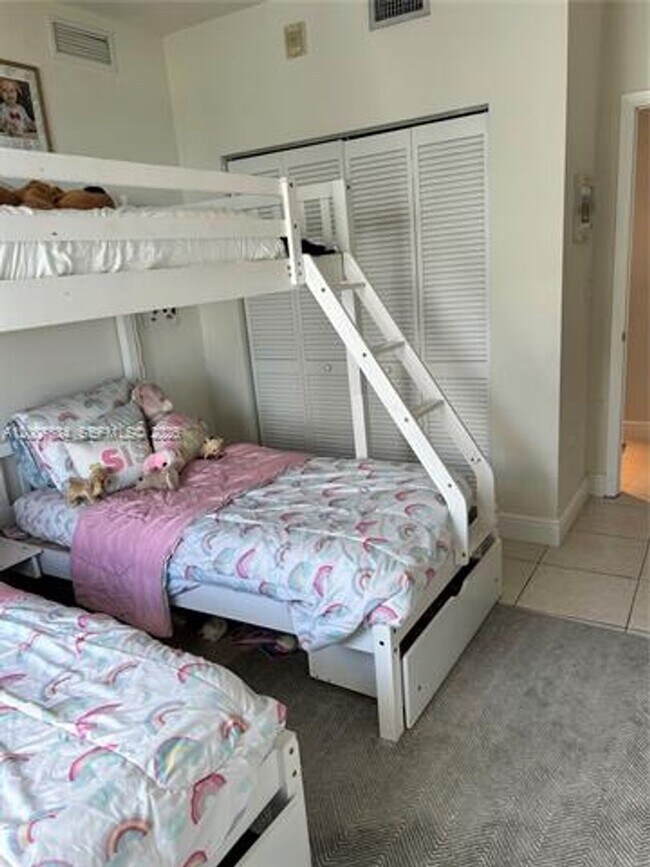 Building Photo - 7275 SW 90th St