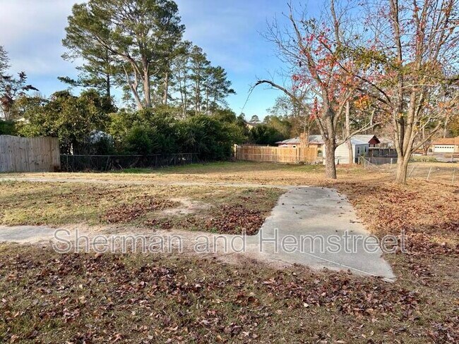 Building Photo - 263 Fairfax Pl