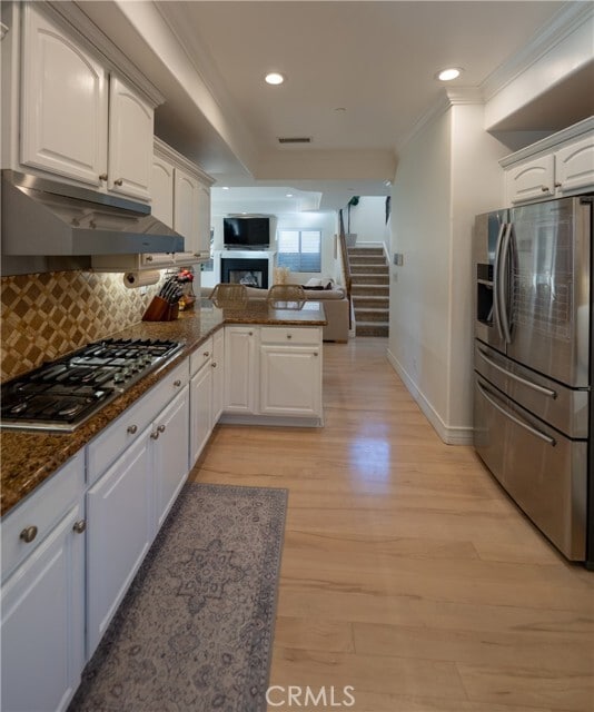 Building Photo - 2207 Warfield Ave