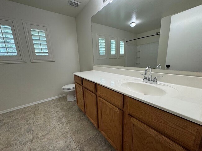 Building Photo - 3 BEDROOM 2.5 BATH HOME IN TRAMONTO COMMUNITY