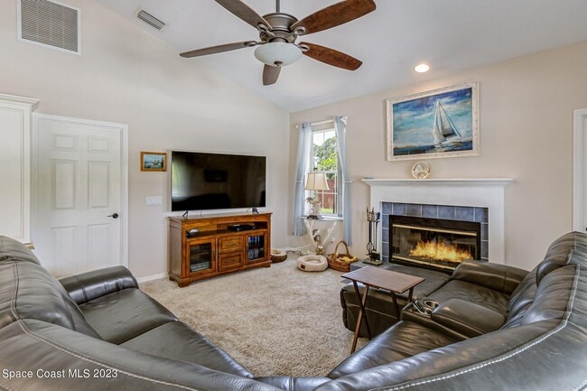 Building Photo - 2240 Marsh Harbor Ave