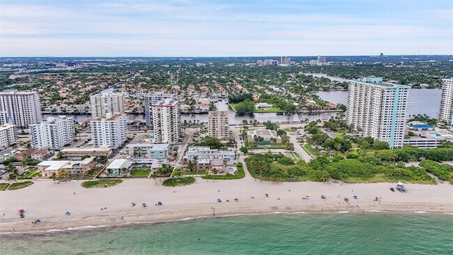 Building Photo - 1401 S Ocean Dr