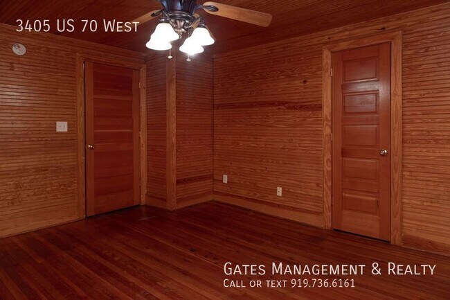 Building Photo - Need to have close access to the interstate?