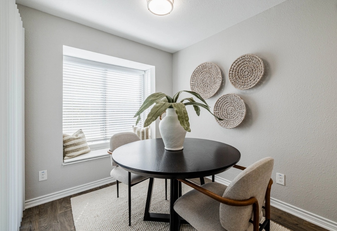 Building Photo - 8527 N Capital of Texas Hwy