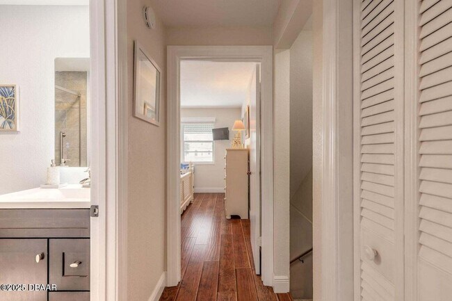 Building Photo - 2750 Ocean Shore Blvd