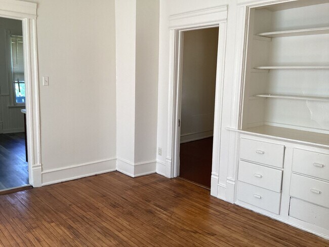 Building Photo - 2477 N Richards St