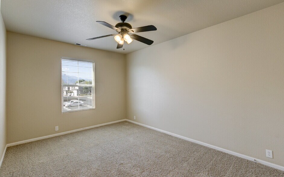 Building Photo - 2850 Tumblewood Grove