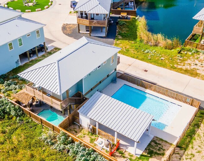 Building Photo - 5497 TX-361