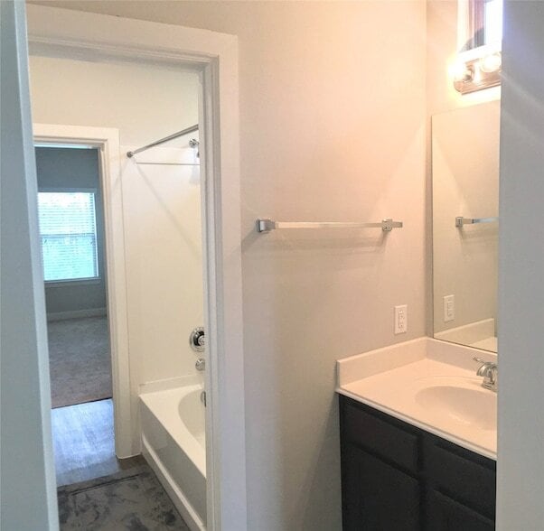 Building Photo - 285 Woodland Hills Dr