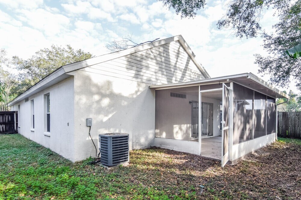 Building Photo - 1422 Dew Bloom Rd