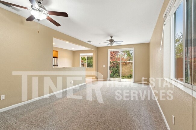 Building Photo - 2345 Coffeeberry Rd