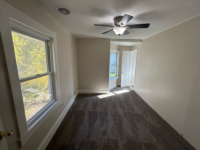 Building Photo - 362 Furnace St