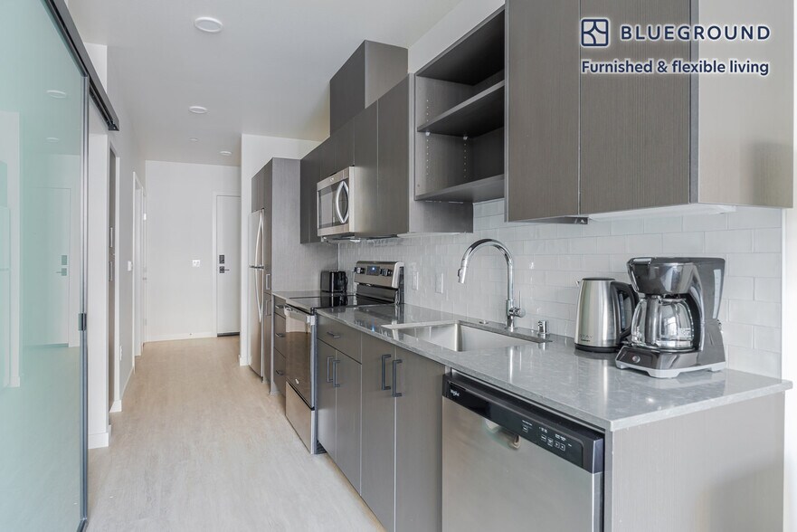 Building Photo - 1955 129th Ave NE