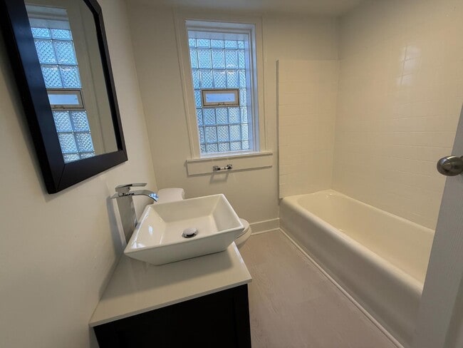 Building Photo - 3451 W Parker Ave