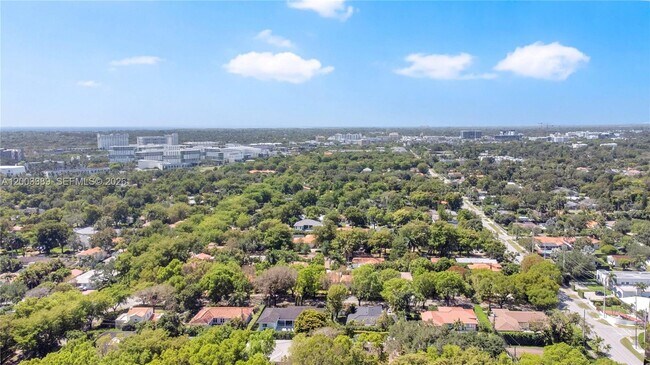 Building Photo - 1524 Siena Ave