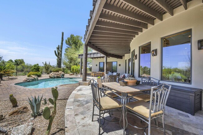 Building Photo - 3105 E Arroyo Hondo Rd