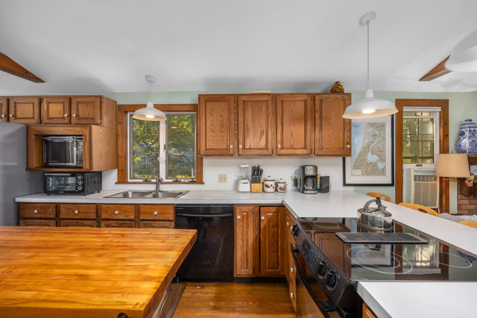 Building Photo - 3409 Elizabeth St