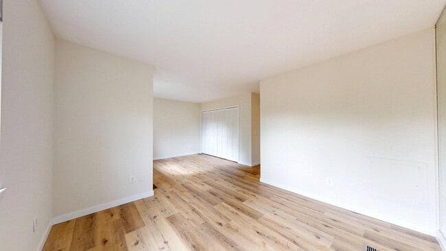 Building Photo - 2609 Meade Ct