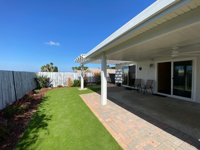 Building Photo - Beautiful 55+ Senior Community Single Story Home in Costa Serena!