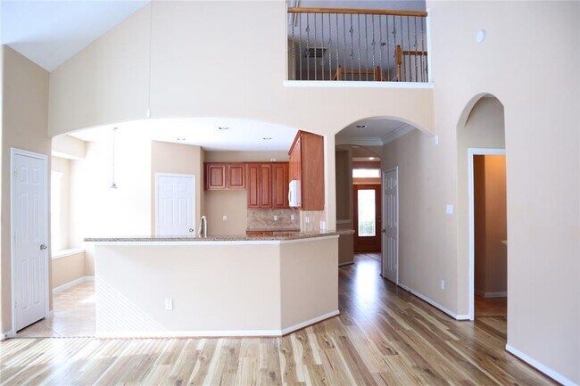 Building Photo - 71 La Costa Dr